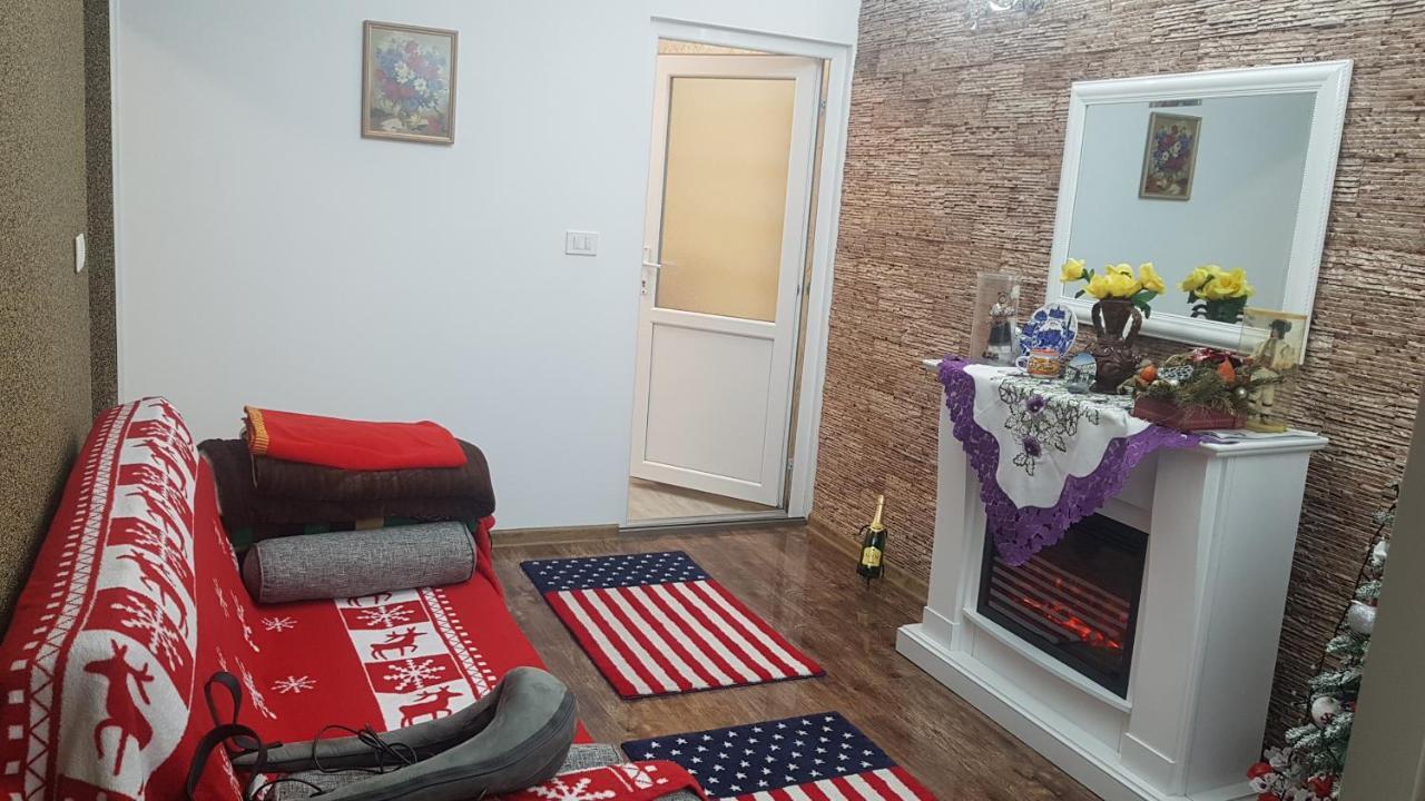 Casa Cojanu Hotel Petrosani Ngoại thất bức ảnh