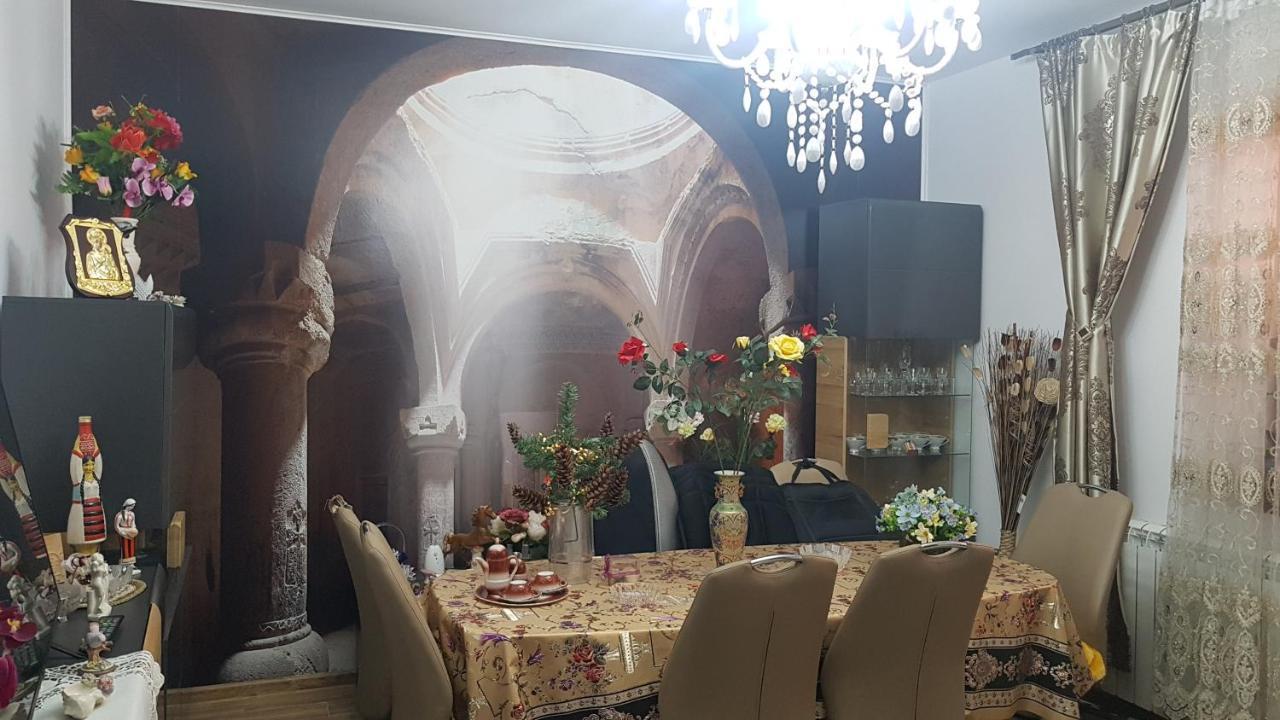 Casa Cojanu Hotel Petrosani Ngoại thất bức ảnh